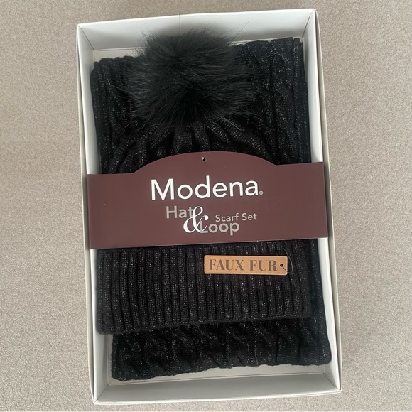 Modena Women’s Hat & Infinity Scarf Faux Fur Gift Set - Picture 2 of 3